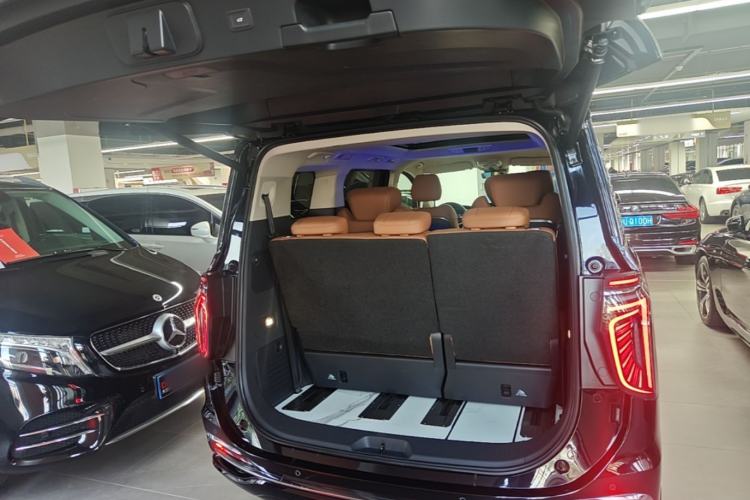 Used Hongqi HQ9 PHEV 2024 2.0T Four-Wheel Drive Business Edition Trunk