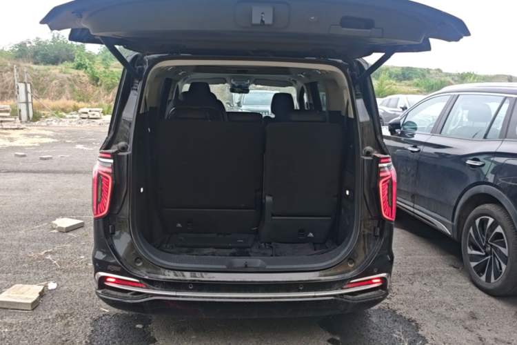 Used Hongqi HQ9 PHEV 2024 2.0T Four-Wheel Drive Business Edition Trunk