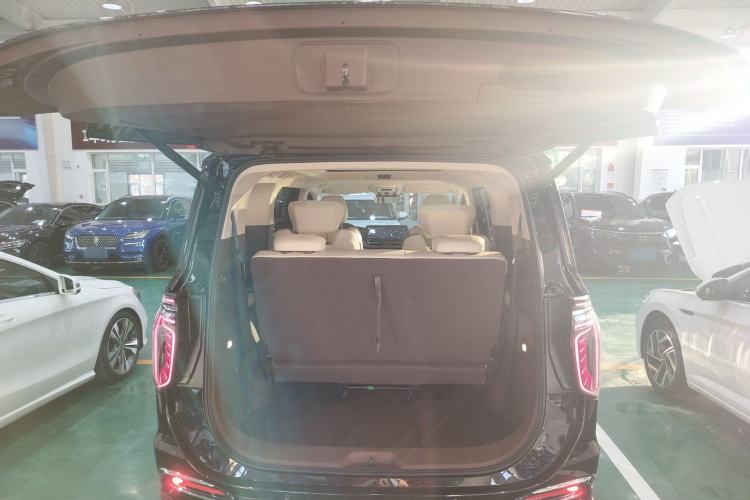 Used Hongqi HQ9 PHEV 2024 2.0T Four-Wheel Drive Business Edition Trunk