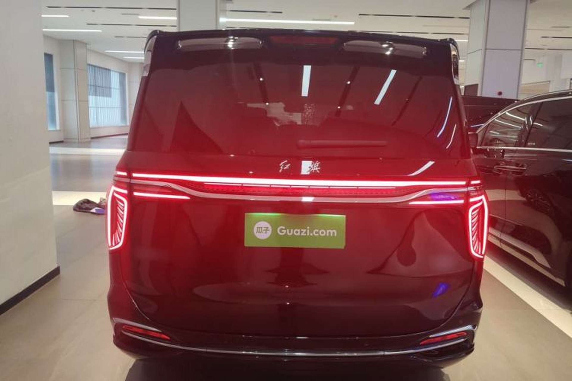 Used Hongqi HQ9 PHEV 2024 2.0T Four-Wheel Drive Luxury Edition Rear