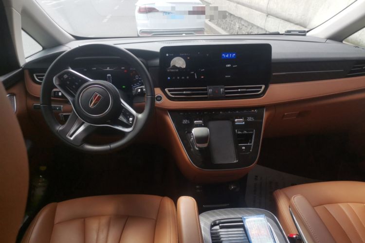 Used Hongqi HQ9 PHEV 2024 2.0T Four-Wheel Drive Business Edition Center Console