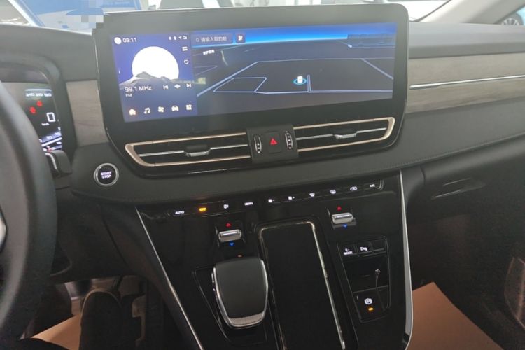 Used Hongqi HQ9 PHEV 2024 2.0T Four-Wheel Drive Business Edition Audio And AC Panel