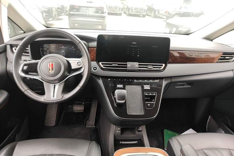 Used Hongqi HQ9 PHEV 2024 2.0T Four-Wheel Drive Luxury Edition Audio And AC Panel