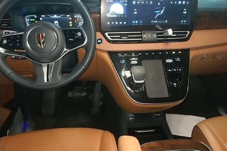 Used Hongqi HQ9 PHEV 2024 2.0T Four-Wheel Drive Flagship Edition Audio And AC Panel
