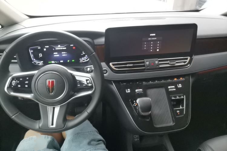 Used Hongqi HQ9 PHEV 2024 2.0T Four-Wheel Drive Luxury Edition Center Console