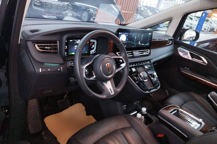 Used Hongqi HQ9 PHEV 2024 2.0T Four-Wheel Drive Luxury Edition Center Console