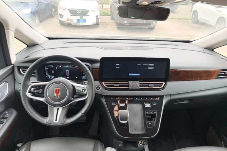 Used Hongqi HQ9 PHEV 2024 2.0T Four-Wheel Drive Luxury Edition Center Console