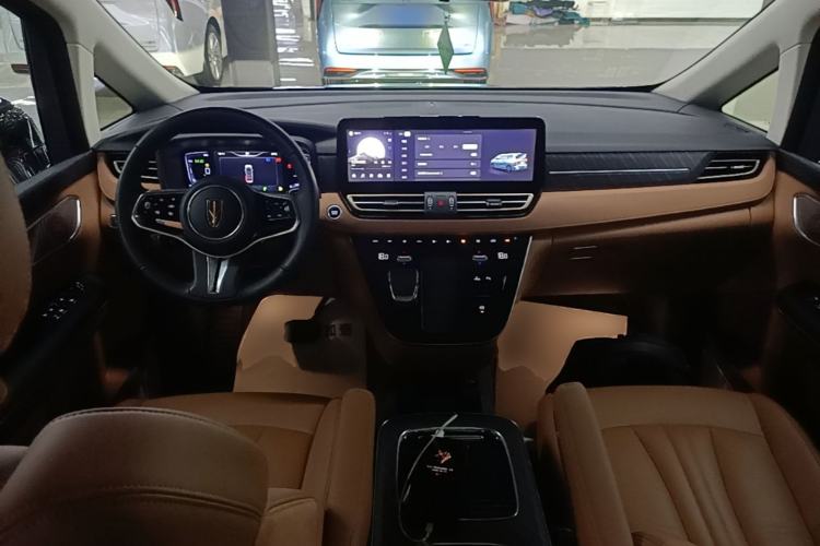 Used Hongqi HQ9 PHEV 2024 2.0T Four-Wheel Drive Business Edition Center Console