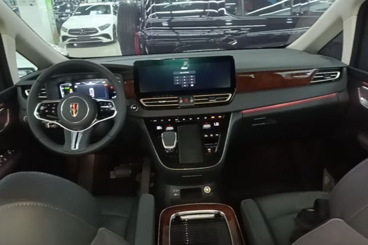Used Hongqi HQ9 PHEV 2024 2.0T Four-Wheel Drive Luxury Edition Center Console