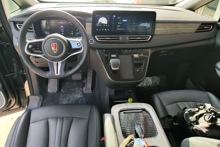 Used Hongqi HQ9 PHEV 2024 2.0T Four-Wheel Drive Business Edition Center Console