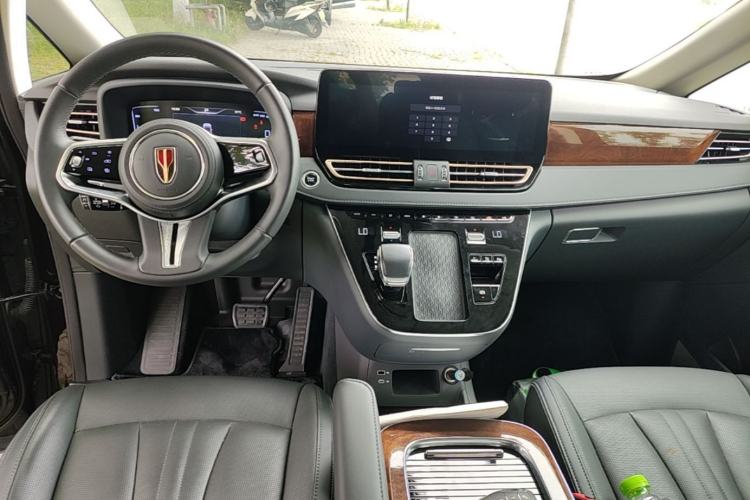 Used Hongqi HQ9 PHEV 2024 2.0T Four-Wheel Drive Luxury Edition Center Console