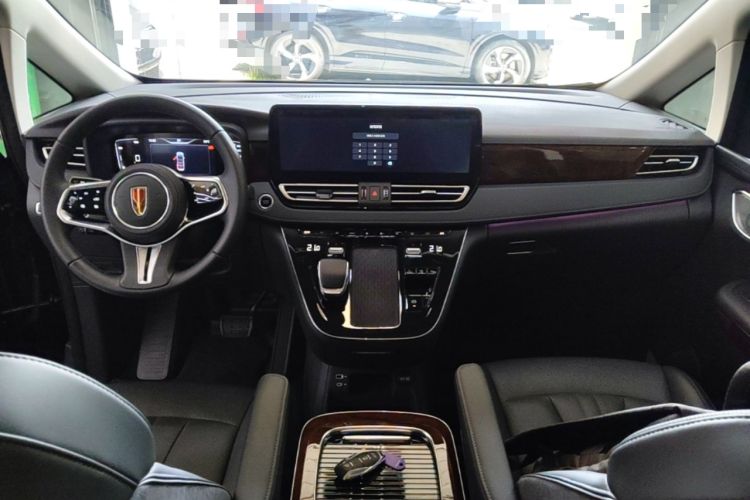 Used Hongqi HQ9 PHEV 2024 2.0T Four-Wheel Drive Luxury Edition Center Console