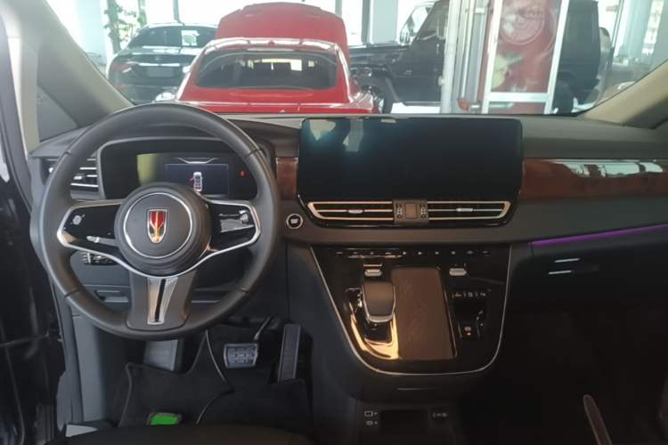 Used Hongqi HQ9 PHEV 2024 2.0T Four-Wheel Drive Luxury Edition Center Console