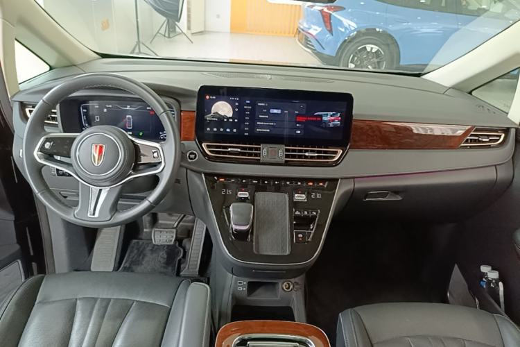 Used Hongqi HQ9 PHEV 2024 2.0T Four-Wheel Drive Luxury Edition Center Console