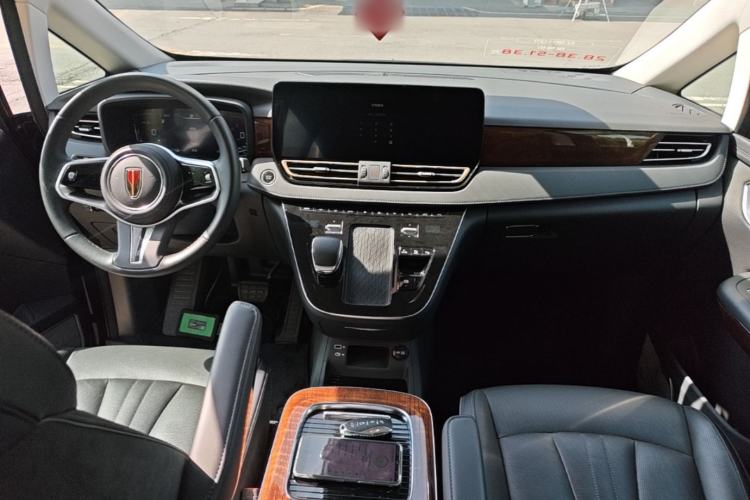 Used Hongqi HQ9 PHEV 2024 2.0T Four-Wheel Drive Luxury Edition Center Console