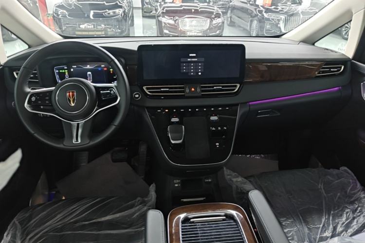 Used Hongqi HQ9 PHEV 2024 2.0T Four-Wheel Drive Luxury Edition Center Console