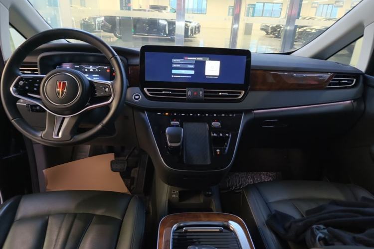 Used Hongqi HQ9 PHEV 2024 2.0T Four-Wheel Drive Luxury Edition Center Console