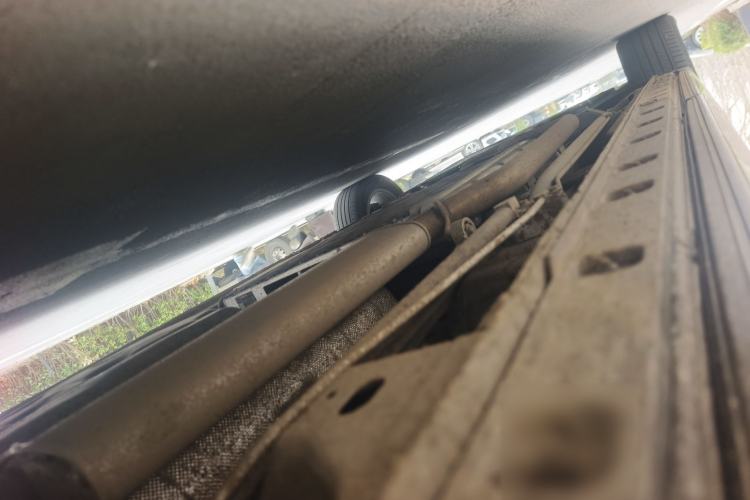 Used Hongqi HQ9 PHEV 2024 2.0T Four-Wheel Drive Business Edition Chassis Rear Left