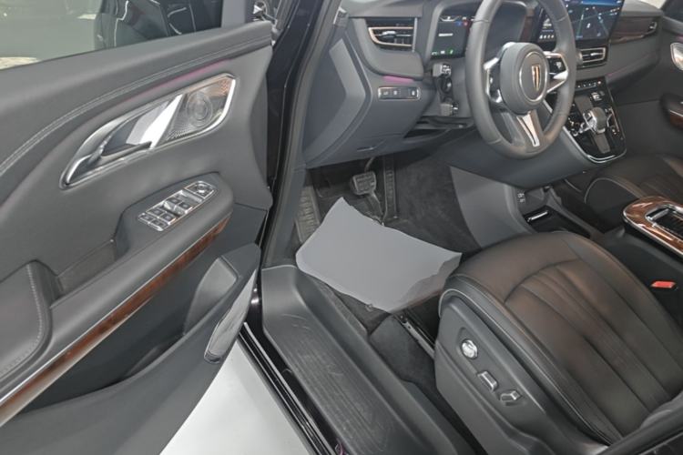 Used Hongqi HQ9 PHEV 2024 2.0T Four-Wheel Drive Luxury Edition Driver Seat