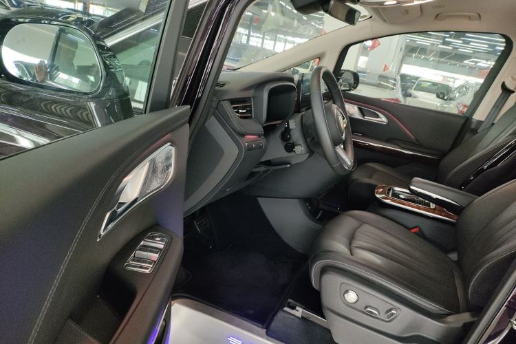 Used Hongqi HQ9 PHEV 2024 2.0T Four-Wheel Drive Luxury Edition Driver Seat