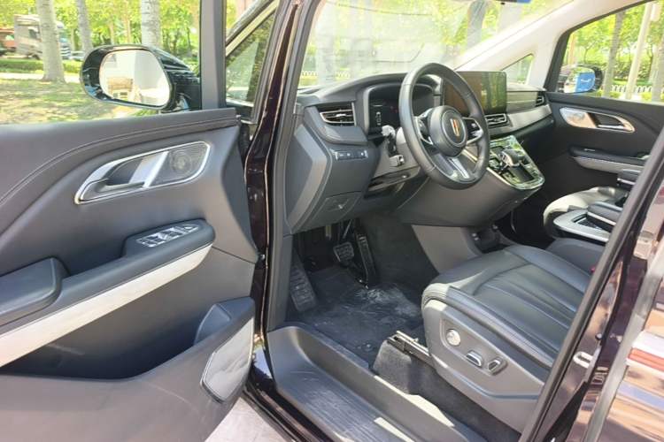 Used Hongqi HQ9 PHEV 2024 2.0T Four-Wheel Drive Business Edition Driver Seat