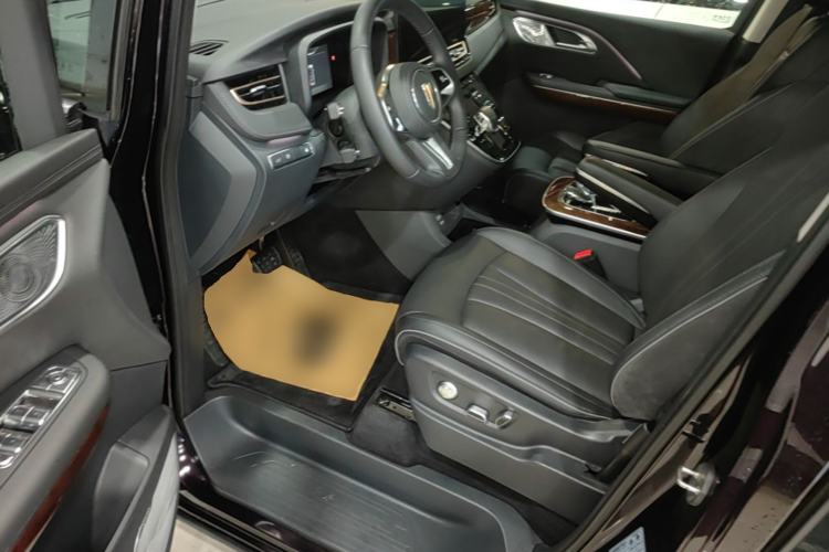 Used Hongqi HQ9 PHEV 2024 2.0T Four-Wheel Drive Luxury Edition Driver Seat