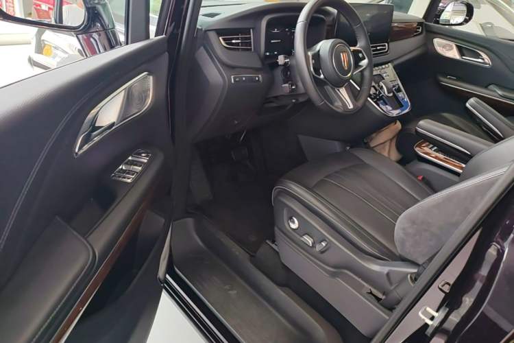 Used Hongqi HQ9 PHEV 2024 2.0T Four-Wheel Drive Luxury Edition Driver Seat