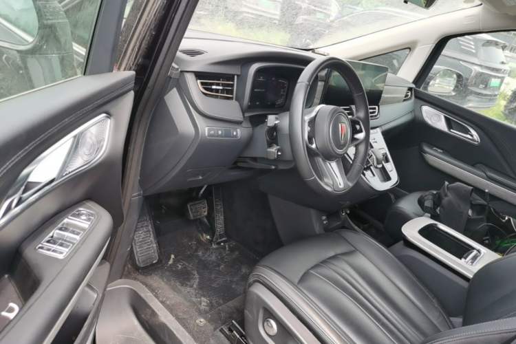 Used Hongqi HQ9 PHEV 2024 2.0T Four-Wheel Drive Business Edition Driver Seat