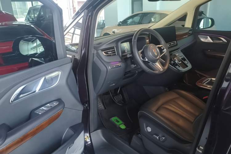 Used Hongqi HQ9 PHEV 2024 2.0T Four-Wheel Drive Luxury Edition Driver Seat
