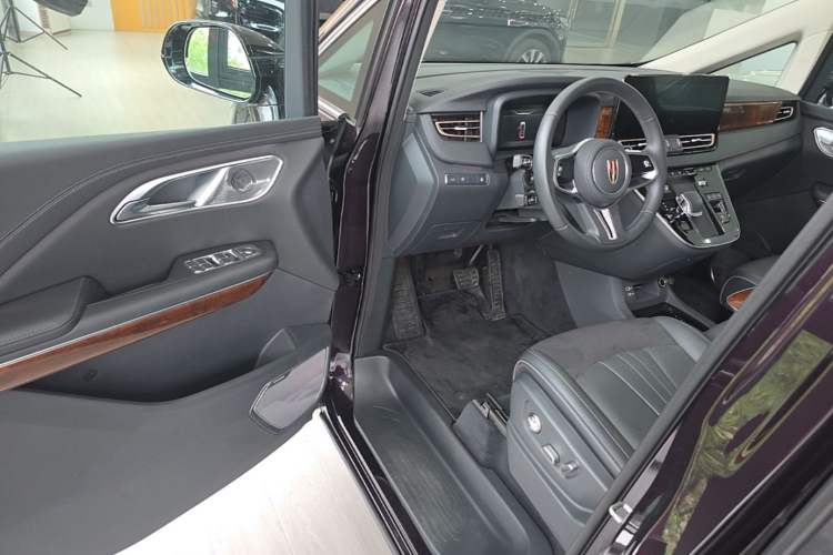 Used Hongqi HQ9 PHEV 2024 2.0T Four-Wheel Drive Luxury Edition Driver Seat