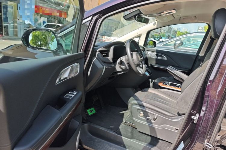Used Hongqi HQ9 PHEV 2024 2.0T Four-Wheel Drive Luxury Edition Driver Seat