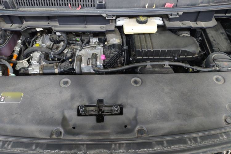 Used Hongqi HQ9 PHEV 2024 2.0T Four-Wheel Drive Luxury Edition Engine Bay