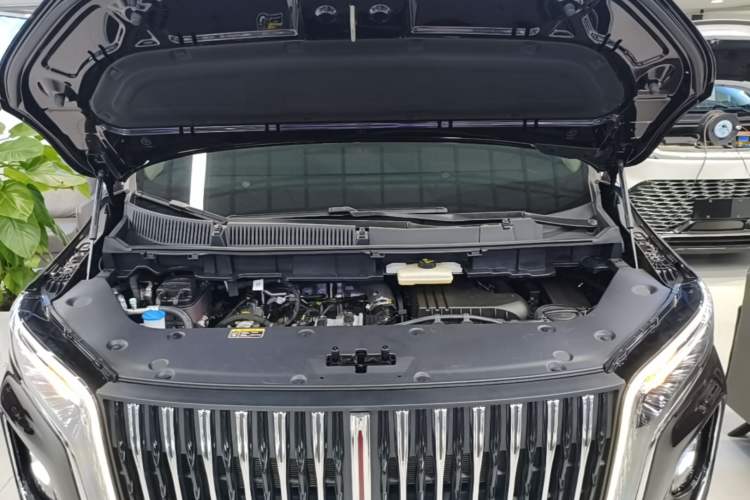 Used Hongqi HQ9 PHEV 2024 2.0T Four-Wheel Drive Business Edition Engine Bay