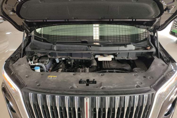 Used Hongqi HQ9 PHEV 2024 2.0T Four-Wheel Drive Luxury Edition Engine Bay