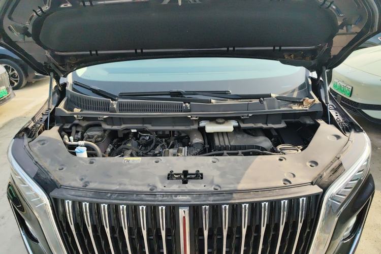 Used Hongqi HQ9 PHEV 2024 2.0T Four-Wheel Drive Business Edition Engine Bay