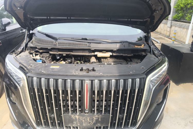 Used Hongqi HQ9 PHEV 2024 2.0T Four-Wheel Drive Luxury Edition Engine Bay