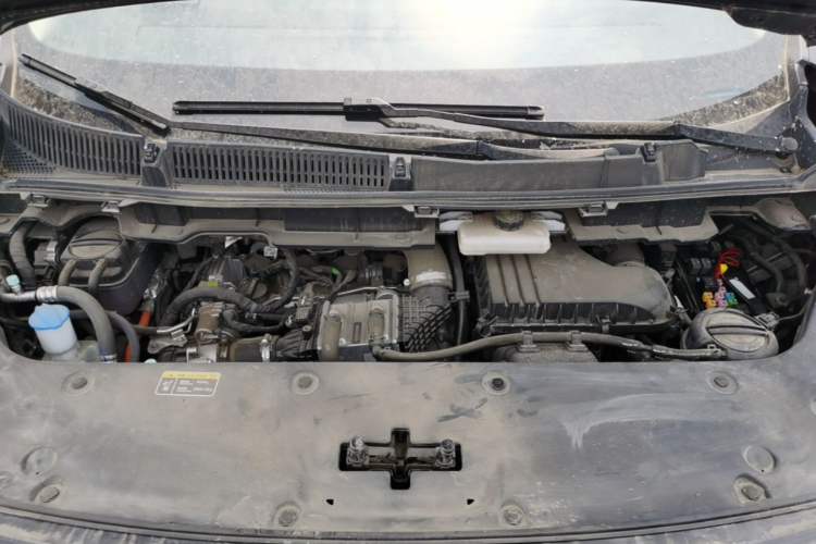 Used Hongqi HQ9 PHEV 2024 2.0T Four-Wheel Drive Business Edition Engine Bay