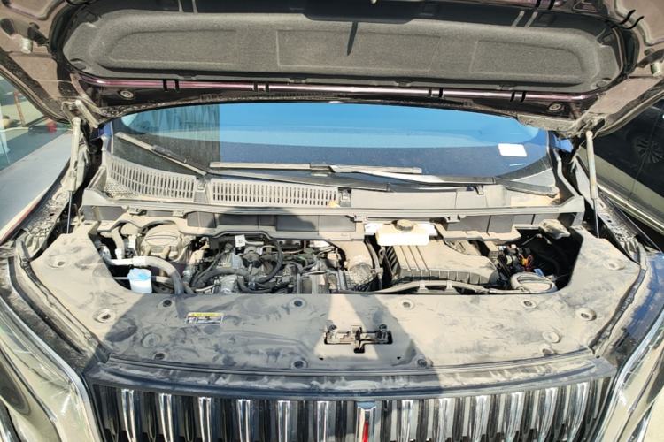 Used Hongqi HQ9 PHEV 2024 2.0T Four-Wheel Drive Business Edition Engine Bay