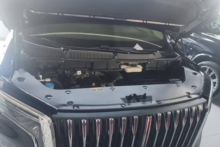 Used Hongqi HQ9 PHEV 2024 2.0T Four-Wheel Drive Luxury Edition Engine Bay