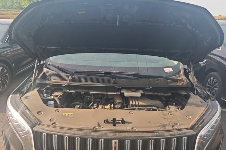 Used Hongqi HQ9 PHEV 2024 2.0T Four-Wheel Drive Business Edition Engine Bay