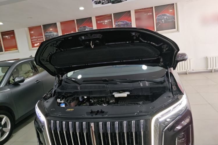 Used Hongqi HQ9 PHEV 2024 2.0T Four-Wheel Drive Luxury Edition Engine Bay