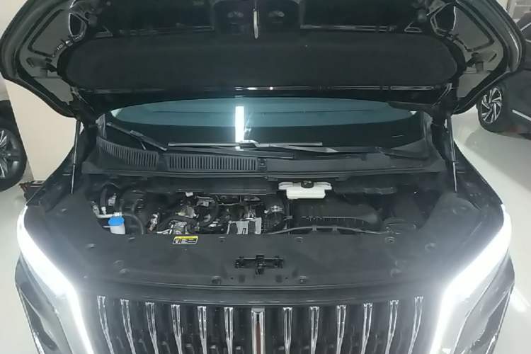 Used Hongqi HQ9 PHEV 2024 2.0T Four-Wheel Drive Flagship Edition Engine Bay