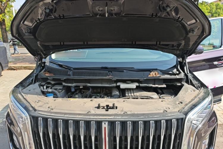 Used Hongqi HQ9 PHEV 2024 2.0T Four-Wheel Drive Luxury Edition Engine Bay