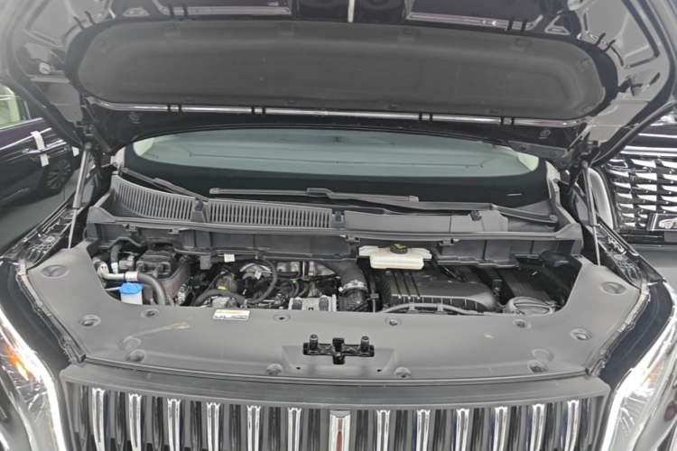 Used Hongqi HQ9 PHEV 2024 2.0T Four-Wheel Drive Luxury Edition Engine Bay