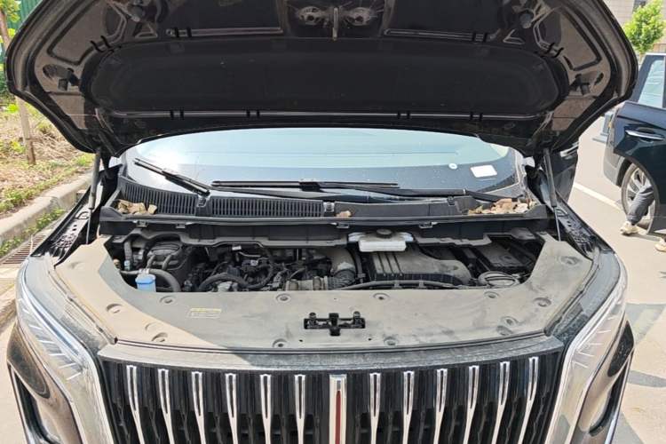 Used Hongqi HQ9 PHEV 2024 2.0T Four-Wheel Drive Business Edition Engine Bay