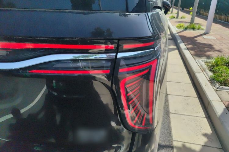 Used Hongqi HQ9 PHEV 2024 2.0T Four-Wheel Drive Business Edition Exterior 3