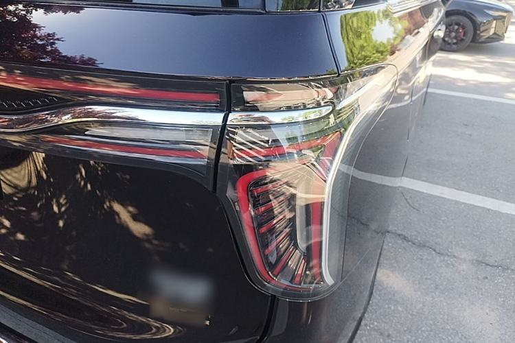 Used Hongqi HQ9 PHEV 2024 2.0T Four-Wheel Drive Luxury Edition Exterior 3