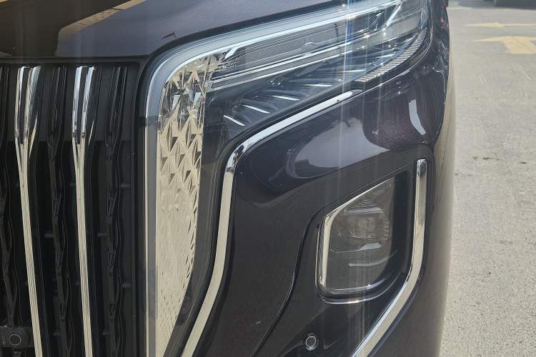 Used Hongqi HQ9 PHEV 2024 2.0T Four-Wheel Drive Business Edition Exterior 4