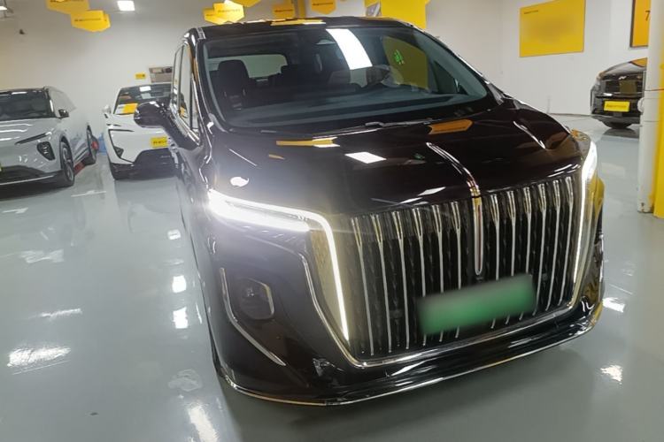 Used Hongqi HQ9 PHEV 2024 2.0T Four-Wheel Drive Luxury Edition Front Right 45 Deg
