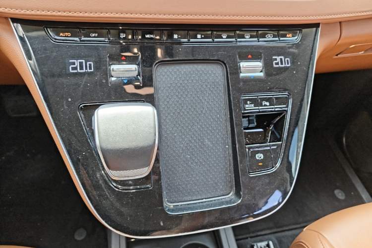 Used Hongqi HQ9 PHEV 2024 2.0T Four-Wheel Drive Business Edition Gear Lever